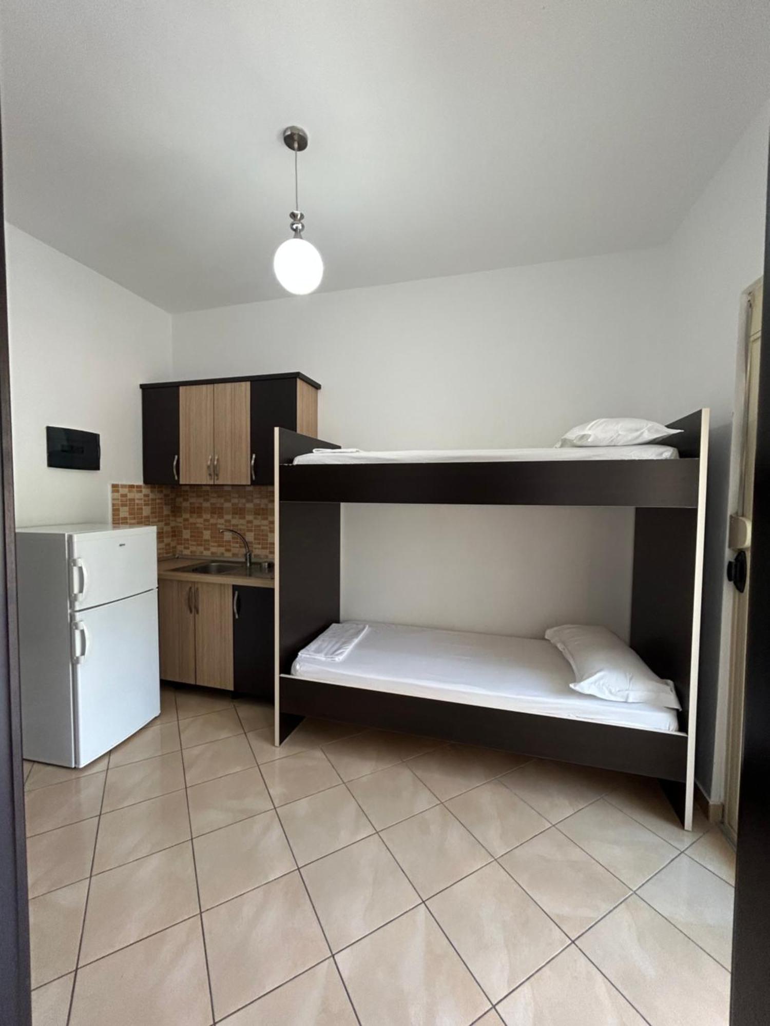 Hotel Mehillaj Borsh Ngoại thất bức ảnh